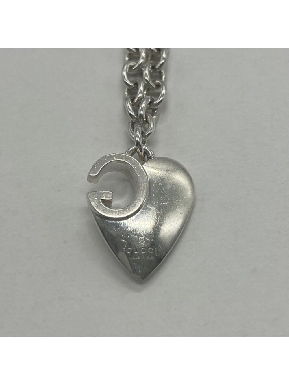 Gucci Heart Chain Necklace - Picture 4 of 15